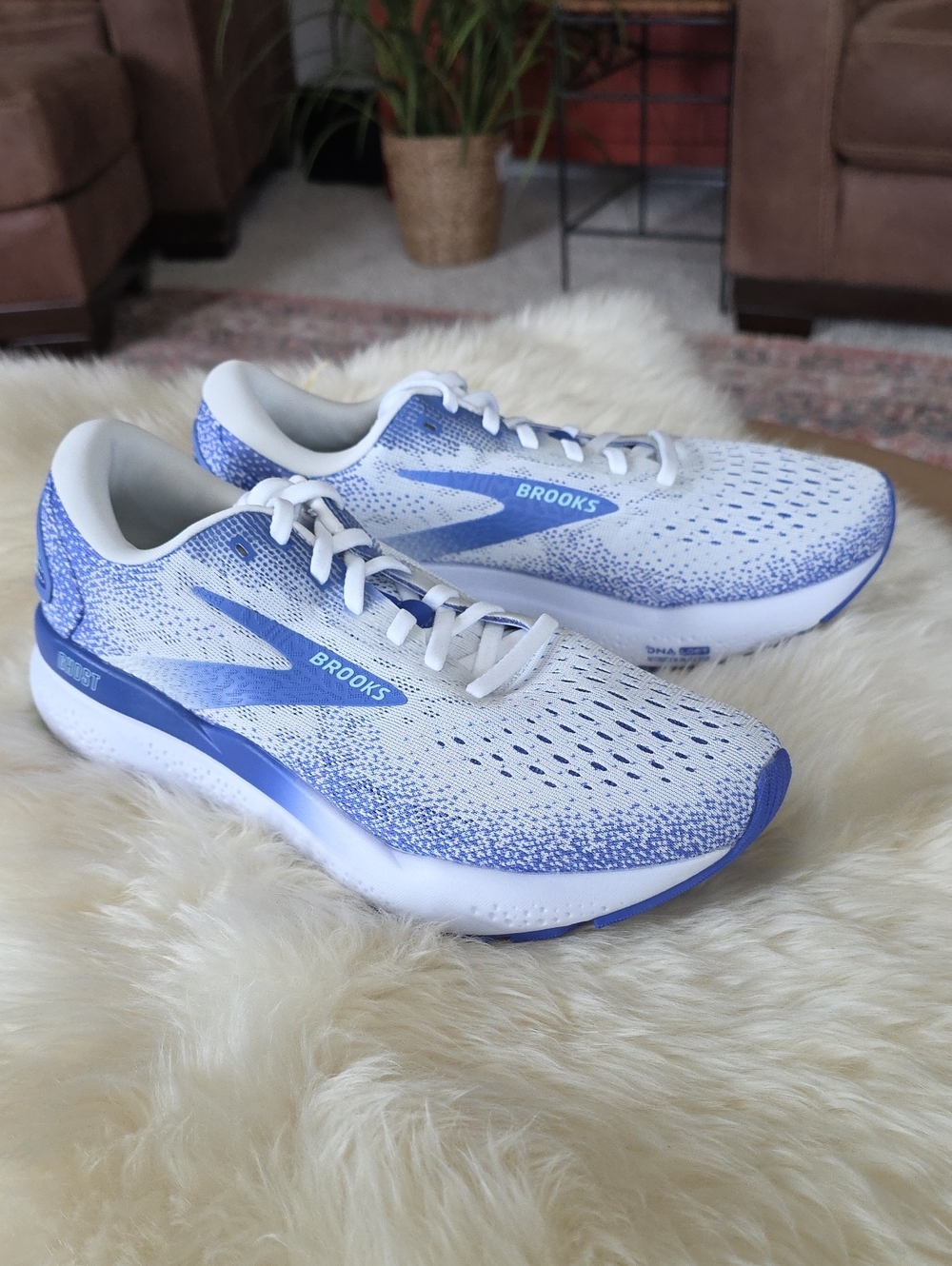 Gorgeous NWOT Brooks Ghost 16 Neutral Running Shoes Women's Size 8.5 ๐๐โโ๏ธ๐๐ค - Picture 4 of 16
